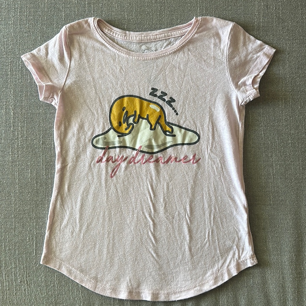 Gudetama By Sanrio Girls Pink Lazy Egg Short Sleeve Graphic Tee Size M (7/8)